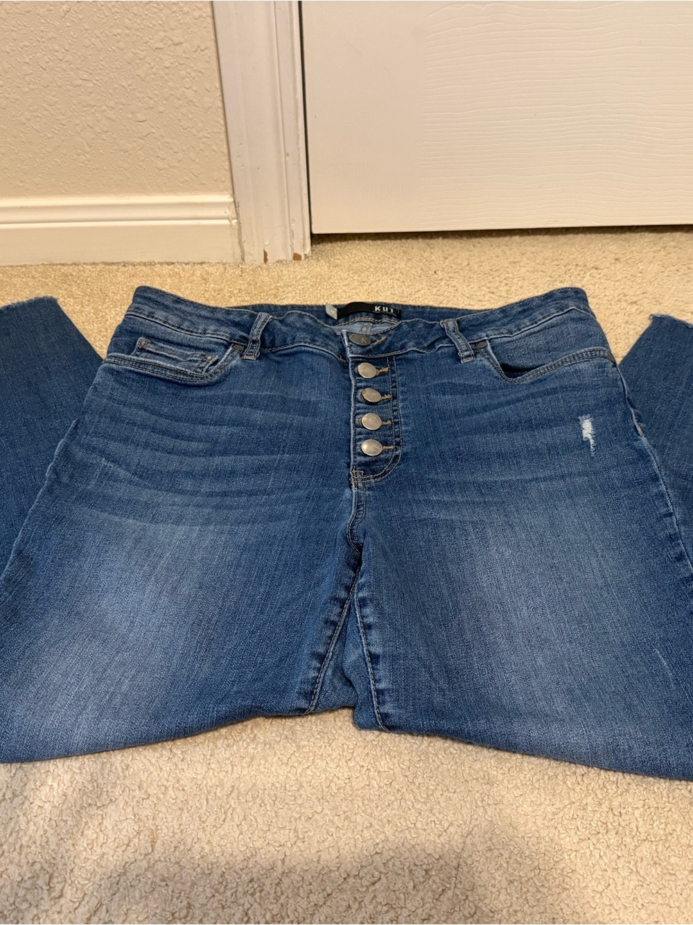 Kut from the Kloth High-Rise Button-Fly Jeans - Medium Blue